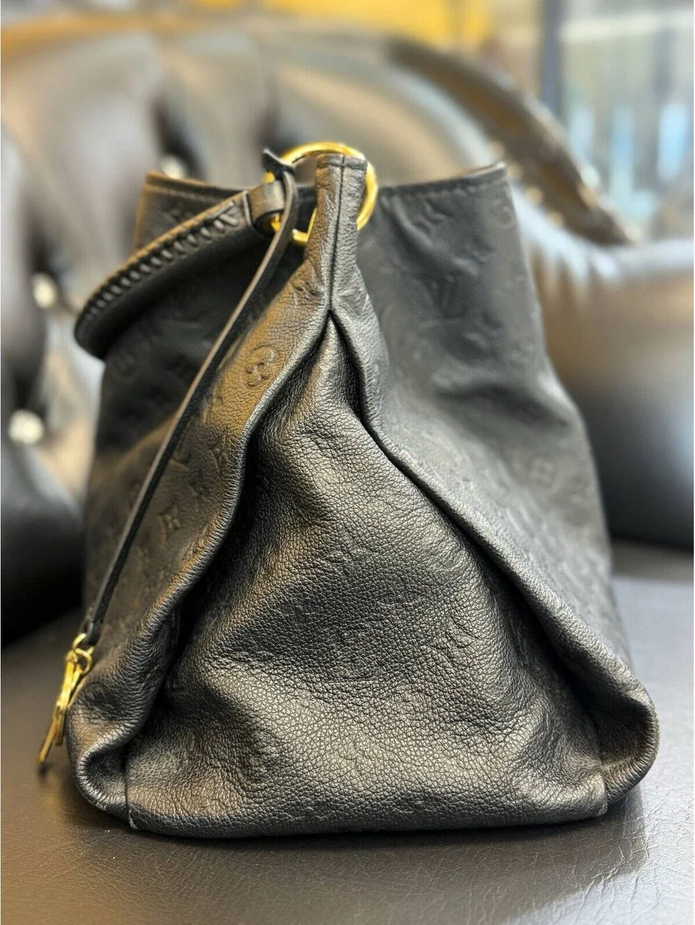 Louis Vuitton bag very